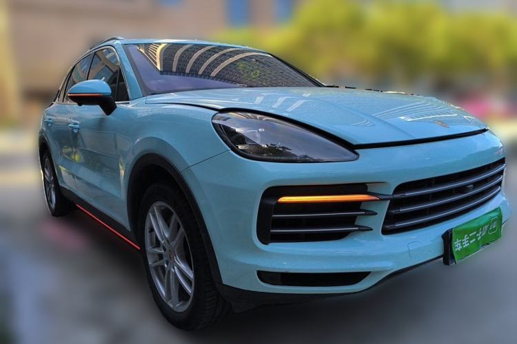 Used Porsche Cayenne 2019 Cayenne 3.0T Front Right 45 Deg