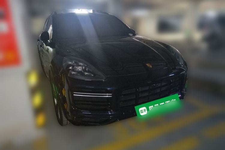 Used Porsche Cayenne 2019 Cayenne 3.0T Front Right 45 Deg