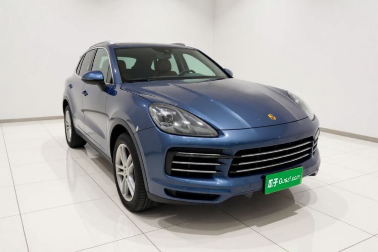 Used Porsche Cayenne 2019 Cayenne 3.0T Front Right 45 Deg