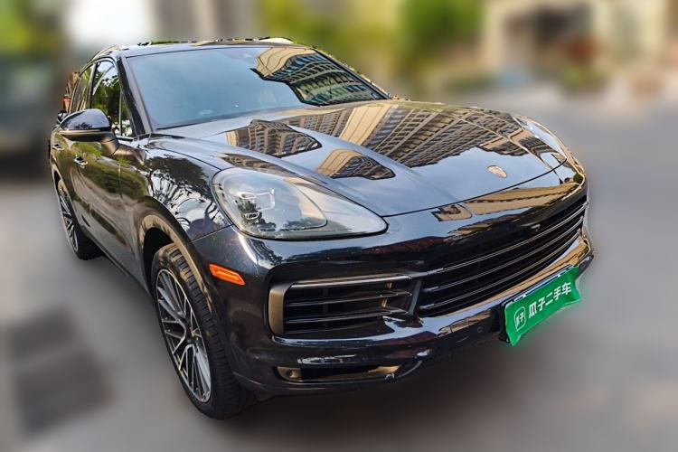 Used Porsche Cayenne 2019 3.0T Front Right 45 Deg