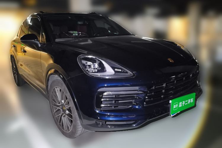 Used Porsche Cayenne 2019 Cayenne 3.0T Front Right 45 Deg