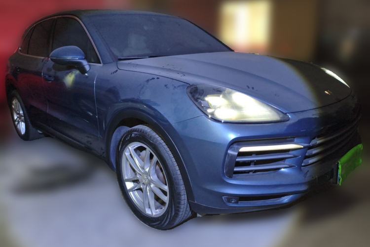 Used Porsche Cayenne 2019 Cayenne 3.0T Front Right 45 Deg
