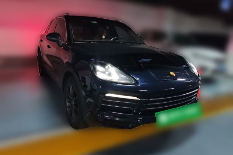 Used Porsche Cayenne 2019 Cayenne 3.0T Front Right 45 Deg
