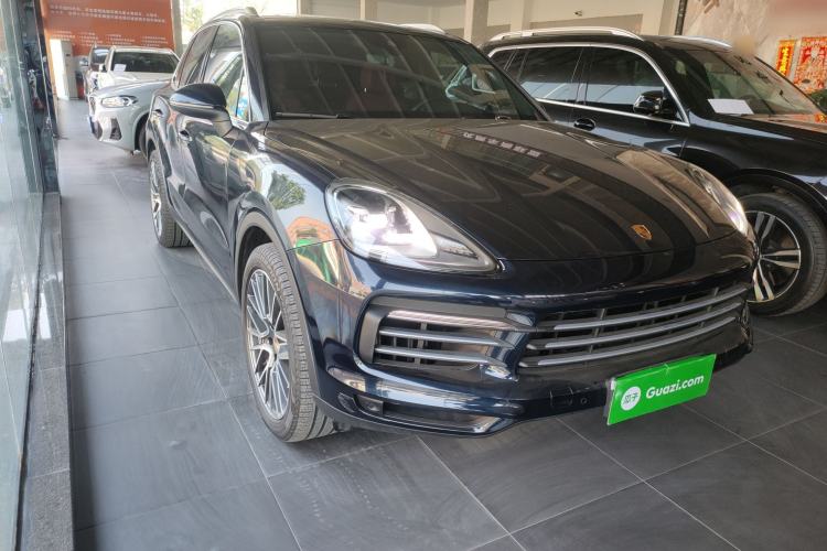 Used Porsche Cayenne 2019 Cayenne 3.0T Front Right 45 Deg