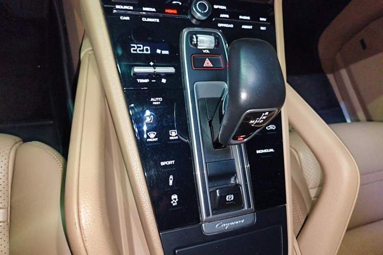 Used Porsche Cayenne 2019 Cayenne 3.0T Gear Lever