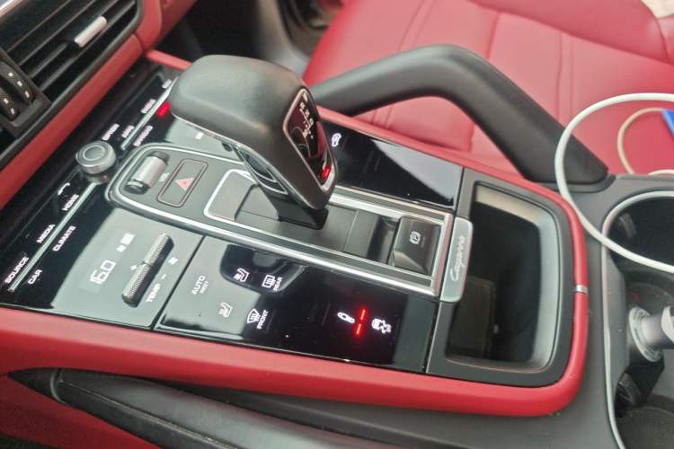 Used Porsche Cayenne 2019 Cayenne Coupé 3.0T Gear Lever