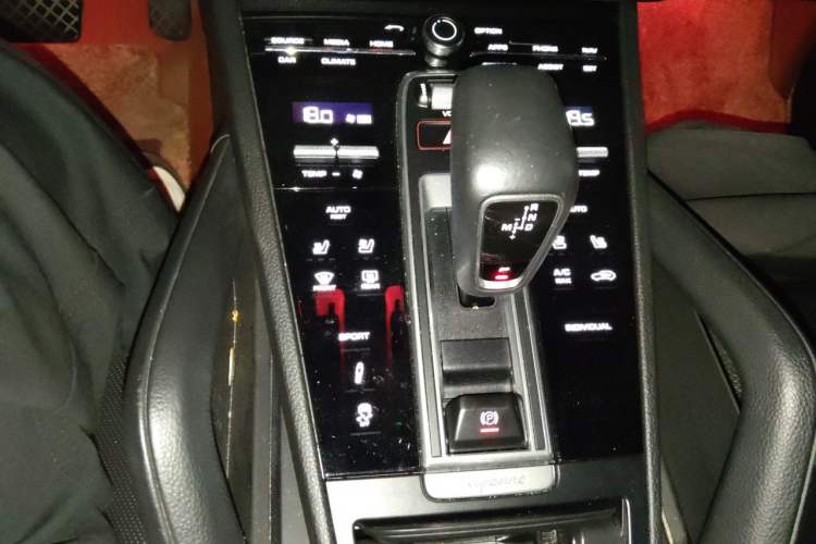 Used Porsche Cayenne 2019 Cayenne 3.0T Gear Lever
