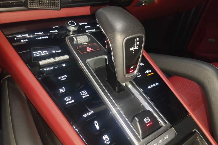 Used Porsche Cayenne 2019 Cayenne 3.0T Gear Lever