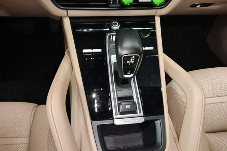 Used Porsche Cayenne 2019 Cayenne 3.0T Gear Lever