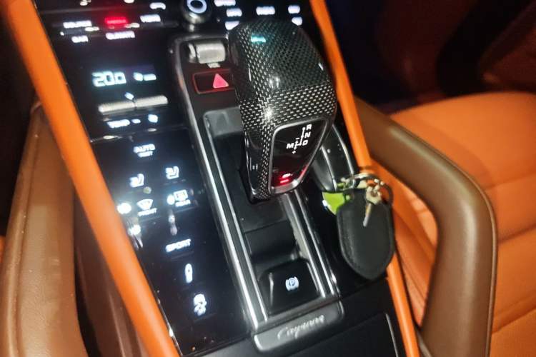 Used Porsche Cayenne 2019 Cayenne 3.0T Gear Lever