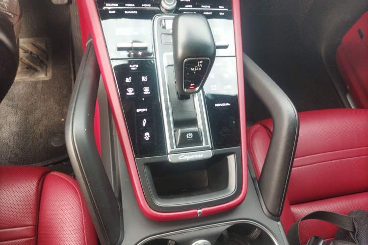 Used Porsche Cayenne 2019 Cayenne 3.0T Gear Lever
