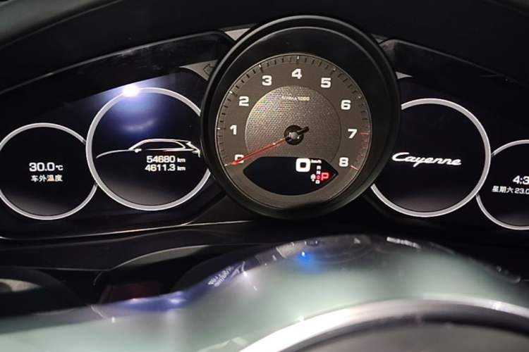 Used Porsche Cayenne 2019 Cayenne 3.0T Instrument Cluster