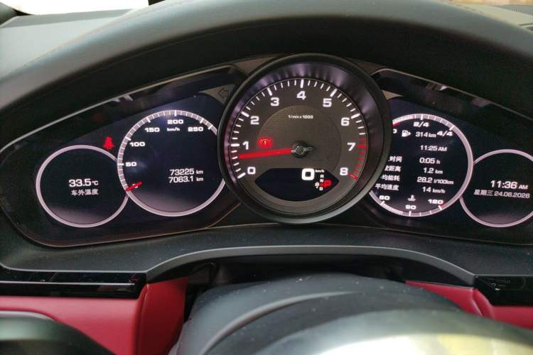 Used Porsche Cayenne 2019 Cayenne 3.0T Instrument Cluster