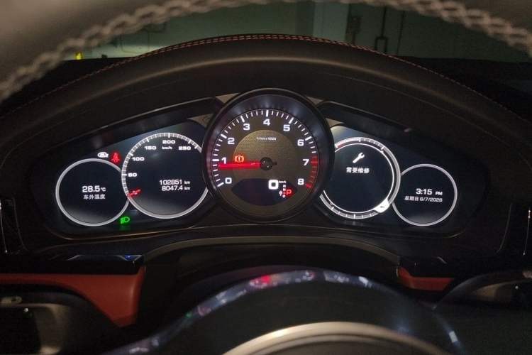 Used Porsche Cayenne 2019 Cayenne 3.0T Instrument Cluster