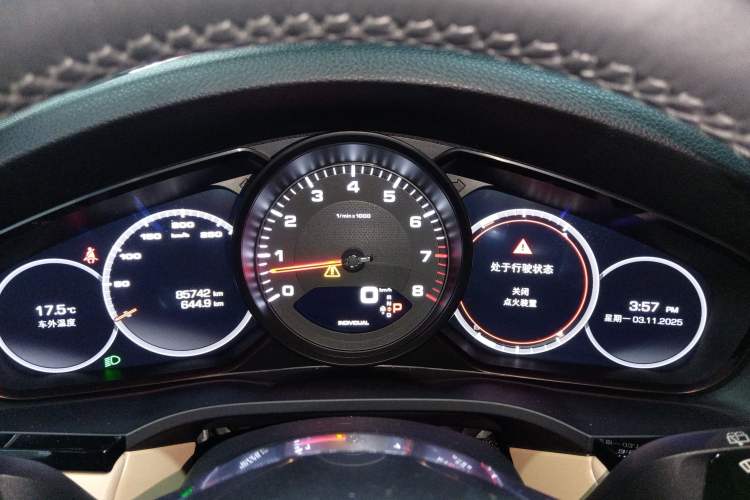Used Porsche Cayenne 2019 Cayenne 3.0T Instrument Cluster