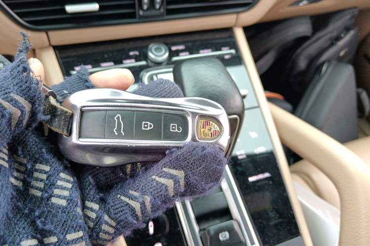 Used Porsche Cayenne 2019 Cayenne 3.0T Interior 1