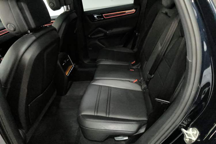 Used Porsche Cayenne 2019 Cayenne 3.0T Interior 4