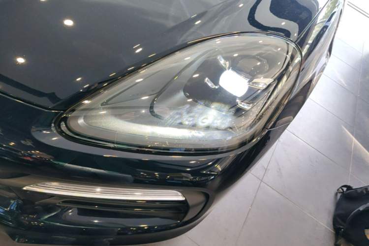Used Porsche Cayenne 2019 Cayenne 3.0T Left Front Headlight