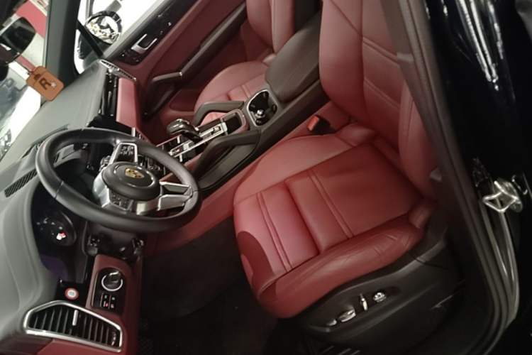 Used Porsche Cayenne 2019 Cayenne 3.0T Left Front Seat
