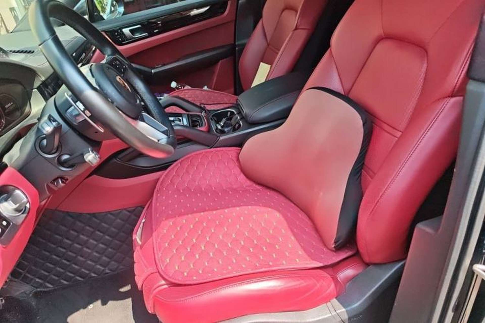 Used Porsche Cayenne 2019 Cayenne Coupé 3.0T Left Front Seat