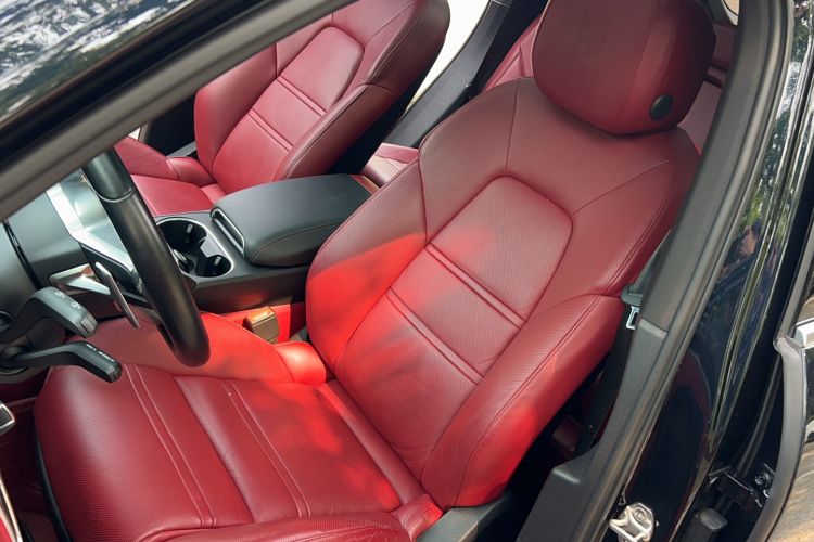 Used Porsche Cayenne 2019 Cayenne 3.0T Left Front Seat