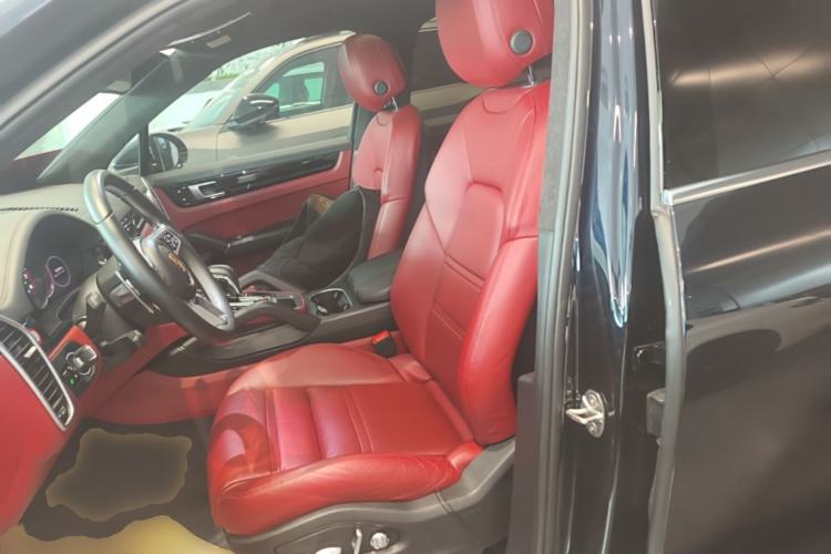 Used Porsche Cayenne 2019 Cayenne 3.0T Left Front Seat