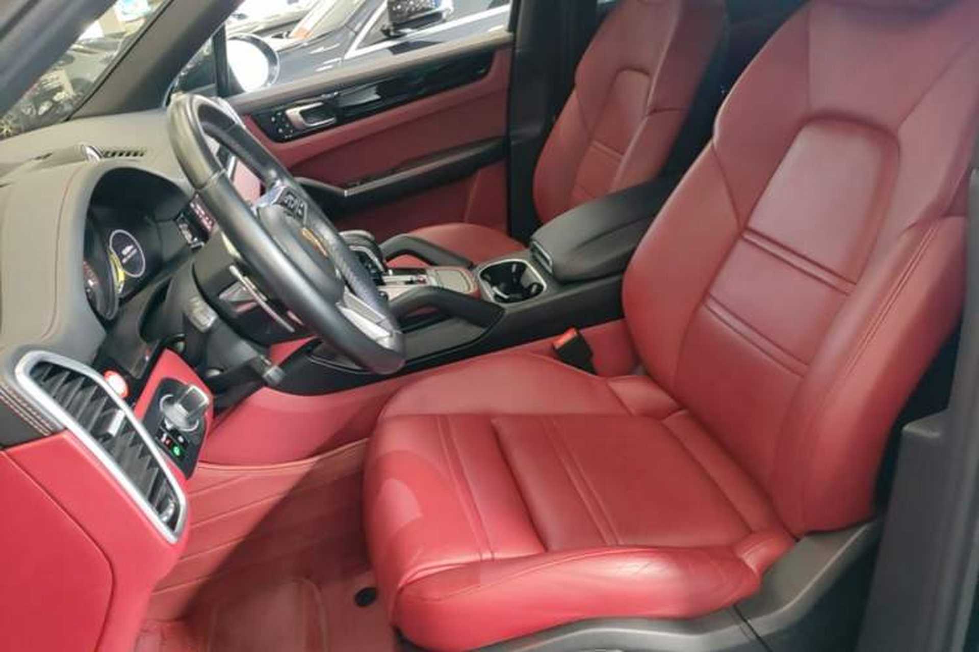 Used Porsche Cayenne 2019 Cayenne 3.0T Left Front Seat
