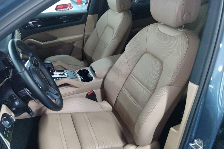 Used Porsche Cayenne 2019 Cayenne 3.0T Left Front Seat