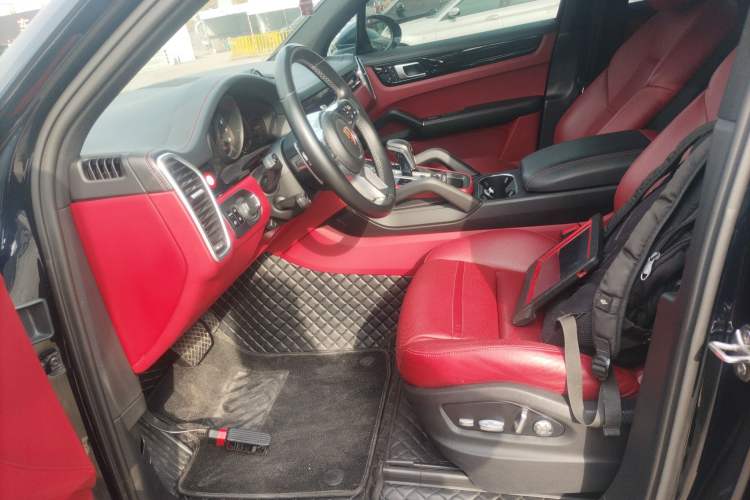 Used Porsche Cayenne 2019 Cayenne 3.0T Left Front Seat