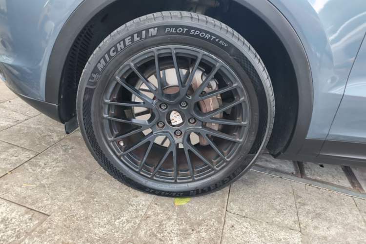 Used Porsche Cayenne 2019 Cayenne 3.0T Left Front Wheel Hub