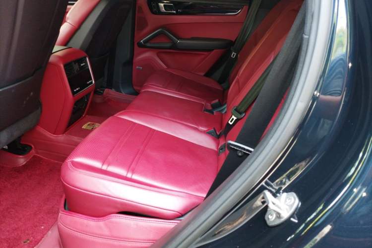 Used Porsche Cayenne 2019 Cayenne 3.0T Left Rear Seat