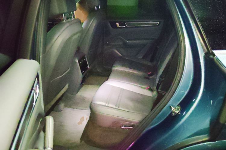 Used Porsche Cayenne 2019 Cayenne 3.0T Left Rear Seat