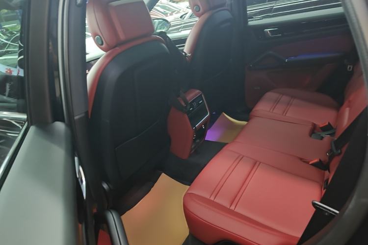 Used Porsche Cayenne 2019 Cayenne 3.0T Left Rear Seat