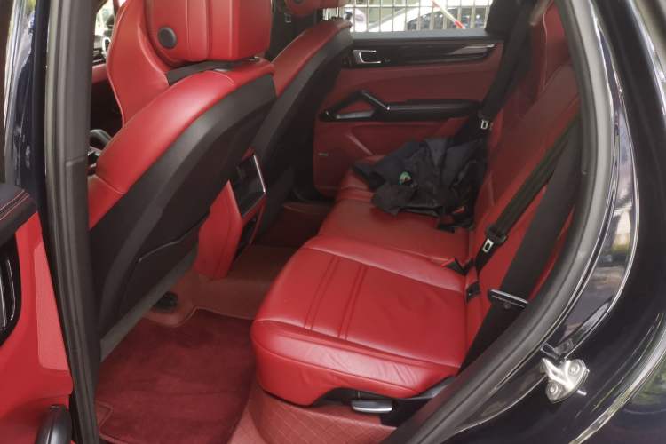 Used Porsche Cayenne 2019 Cayenne 3.0T Left Rear Seat