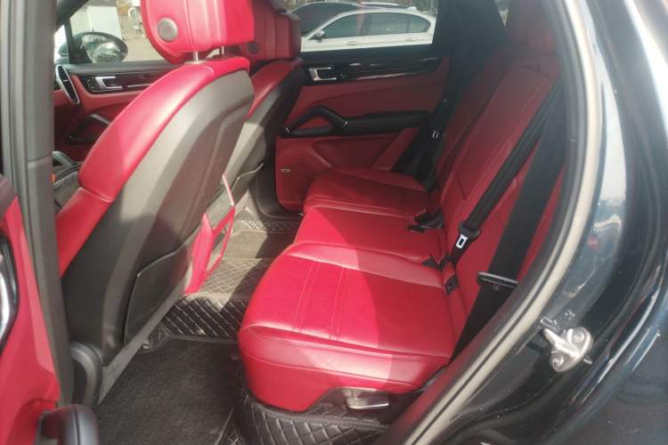 Used Porsche Cayenne 2019 Cayenne 3.0T Left Rear Seat