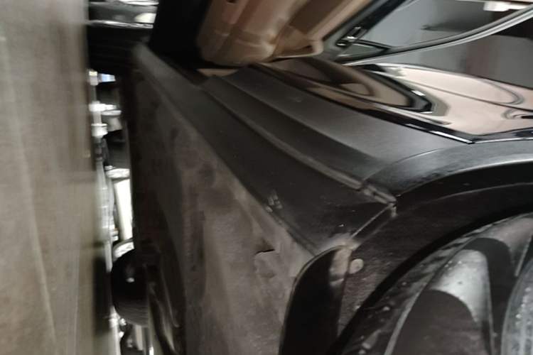 Used Porsche Cayenne 2019 Cayenne 3.0T Left Side Sill