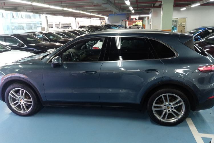 Used Porsche Cayenne 2019 Cayenne 3.0T Left Side