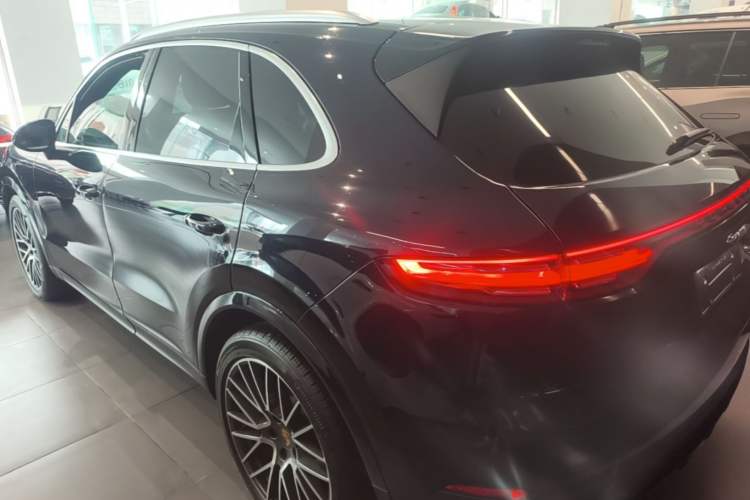 Used Porsche Cayenne 2019 Cayenne 3.0T Rear