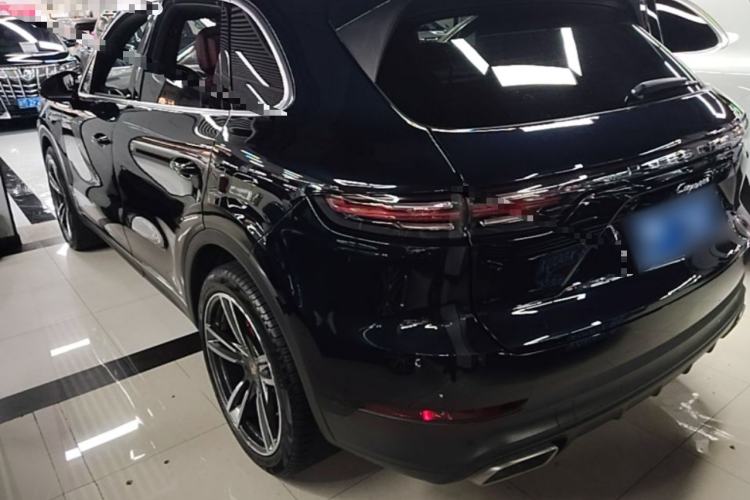 Used Porsche Cayenne 2019 Cayenne 3.0T Rear Left 45 Deg