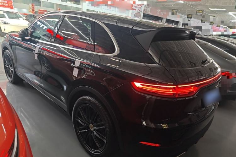 Used Porsche Cayenne 2019 Cayenne 3.0T Rear Left 45 Deg