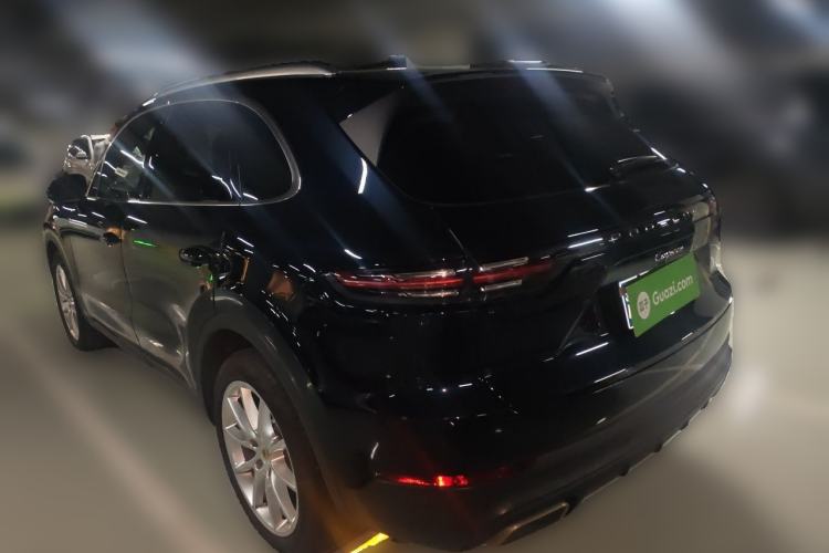 Used Porsche Cayenne 2019 Cayenne 3.0T Rear Left 45 Deg
