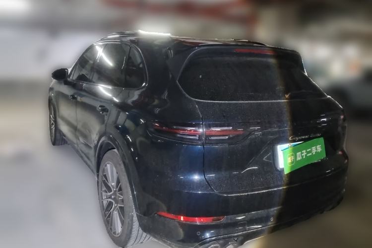 Used Porsche Cayenne 2019 Cayenne 3.0T Rear Left 45 Deg