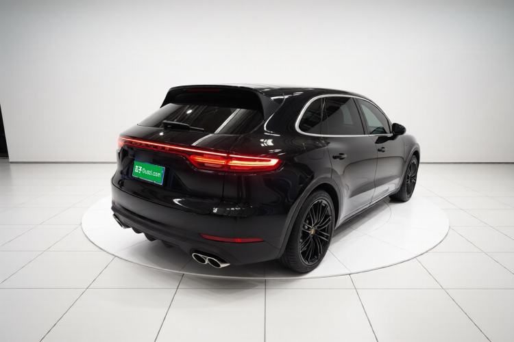 Used Porsche Cayenne 2019 Cayenne 3.0T Rear Right 45 Deg