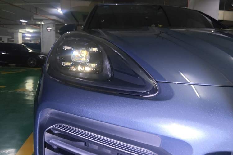 Used Porsche Cayenne 2019 Cayenne 3.0T Right Front Headlight