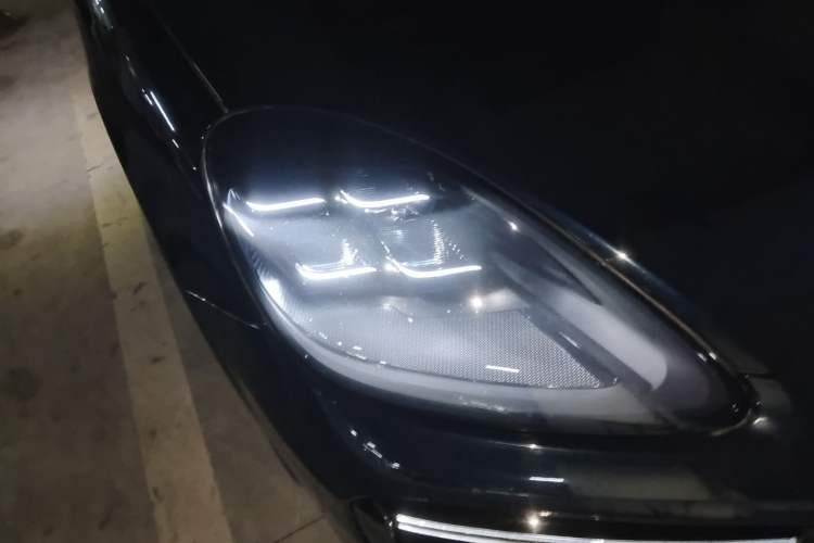 Used Porsche Cayenne 2019 Cayenne 3.0T Right Front Headlight