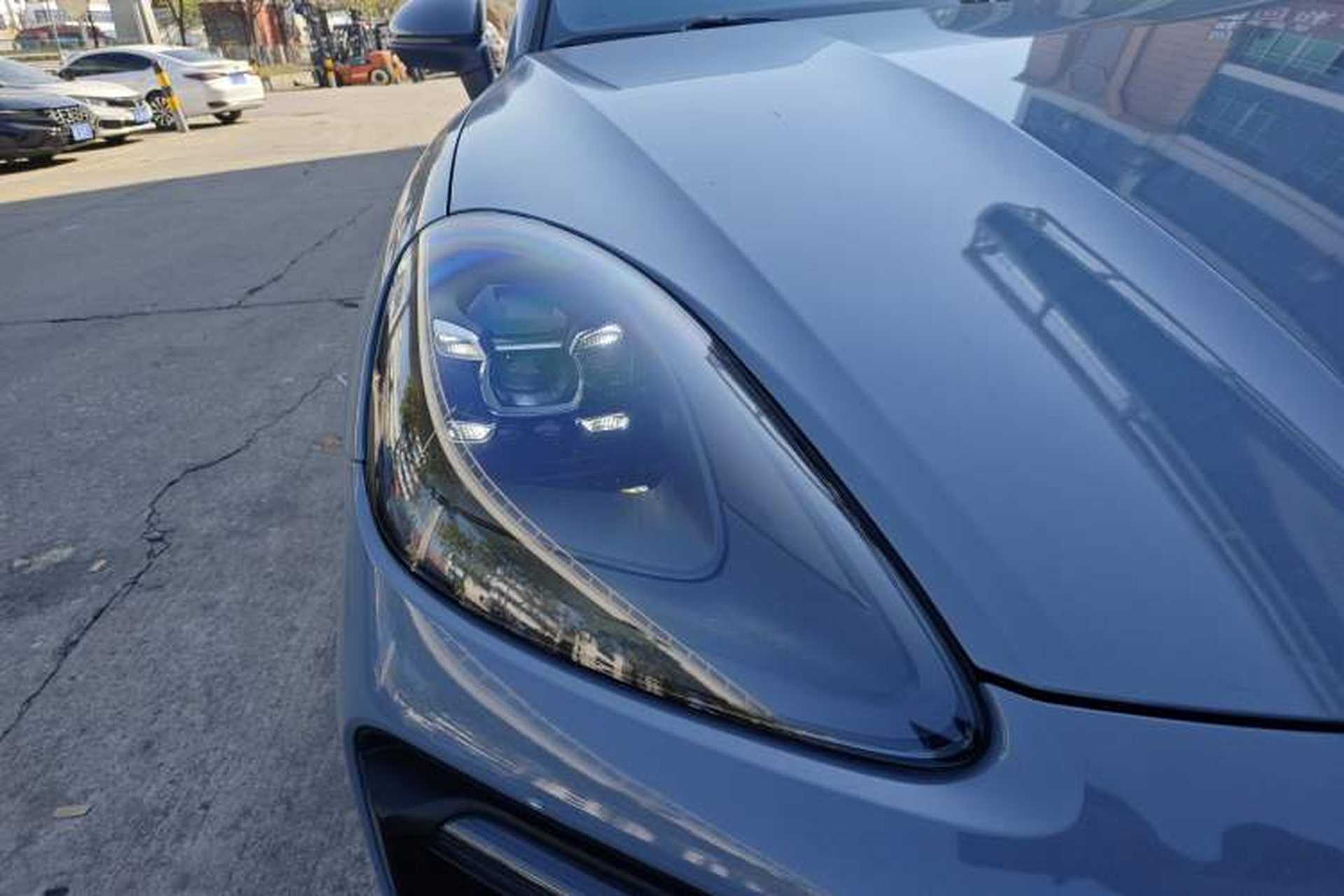 Used Porsche Cayenne 2019 Cayenne Coupé 3.0T Right Front Headlight