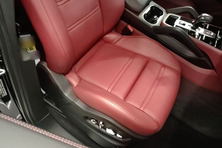 Used Porsche Cayenne 2019 Cayenne 3.0T Right Front Seat