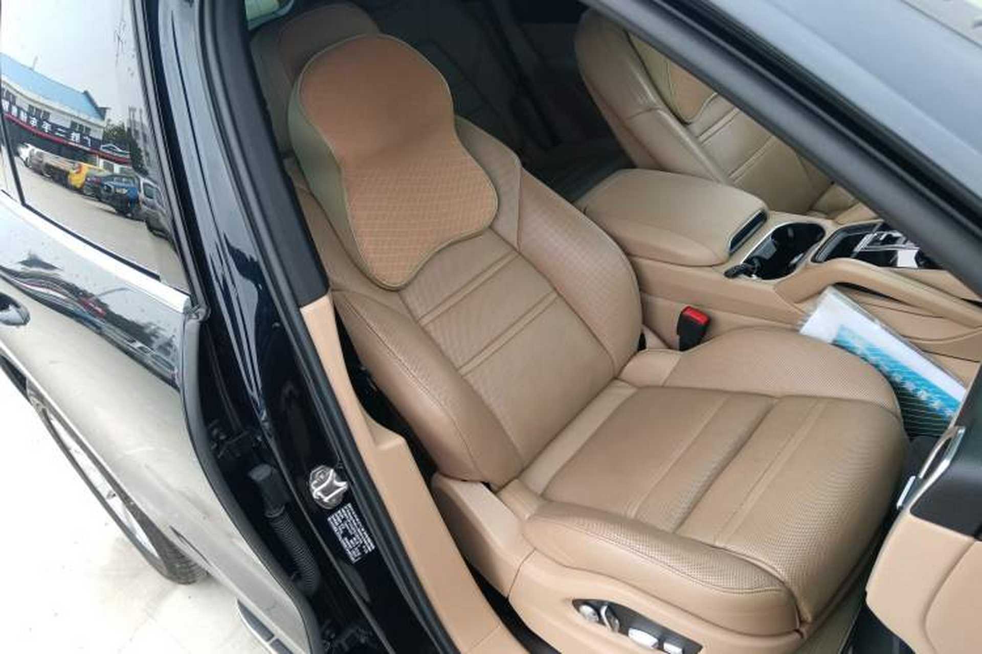 Used Porsche Cayenne 2019 Cayenne 3.0T Right Front Seat