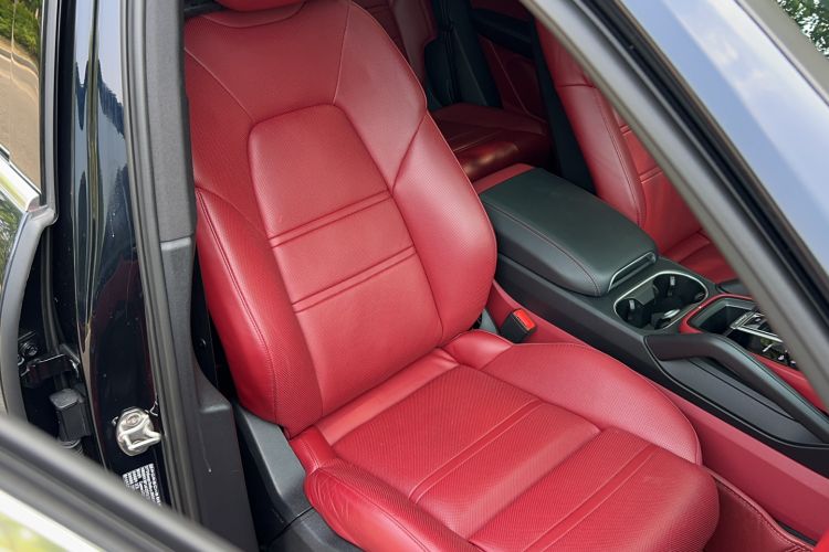 Used Porsche Cayenne 2019 Cayenne 3.0T Right Front Seat