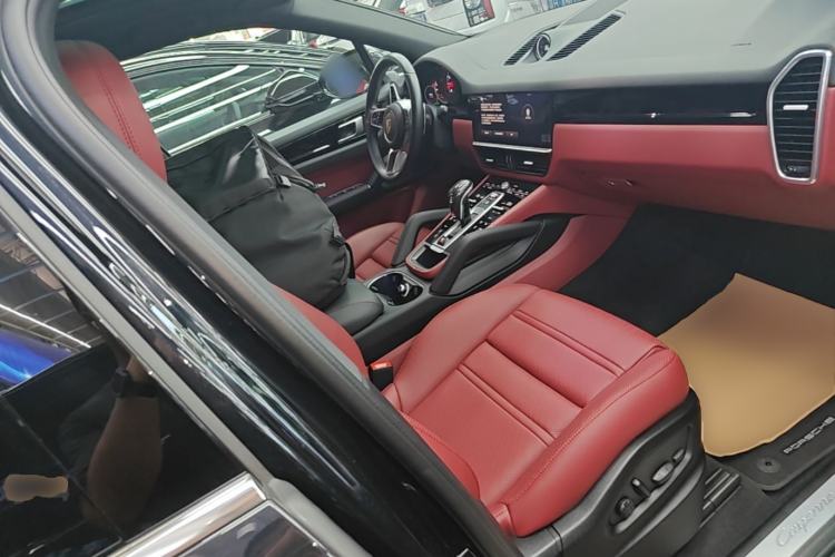 Used Porsche Cayenne 2019 Cayenne 3.0T Right Front Seat